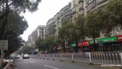 武陵东路门面出租，价格可谈。