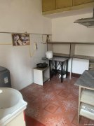 吉首市医院旁二室一厅二楼房屋急售（1452）