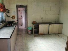 吉首市最中心公安局内好房子急售（1450）